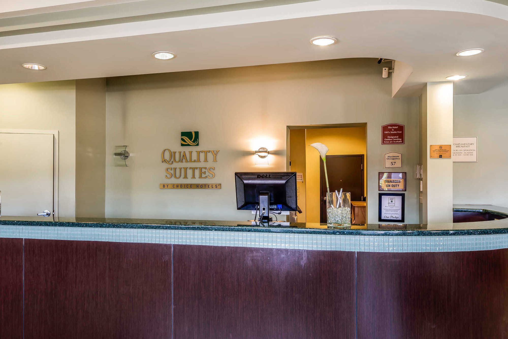 Quality Suites Central Colorado Springs Nội địa bức ảnh