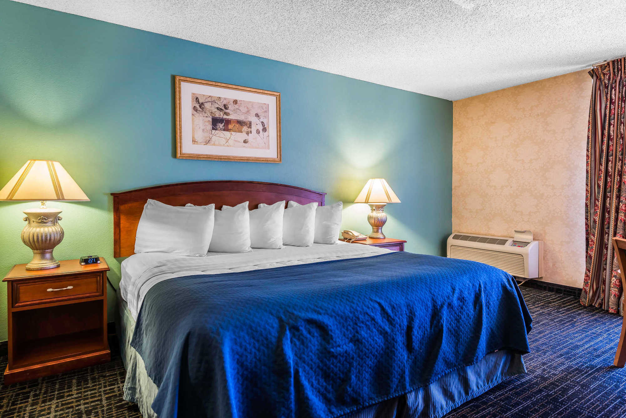 Quality Suites Central Colorado Springs Phòng bức ảnh
