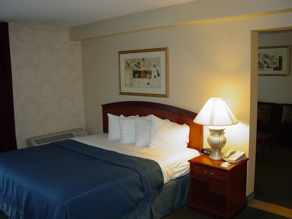 Quality Suites Central Colorado Springs Ngoại thất bức ảnh